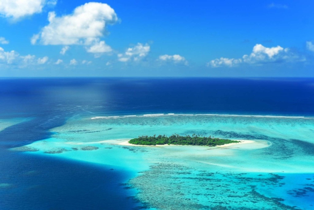 mare da favola, uno dei motivi perché andare alle maldive è una buona idea