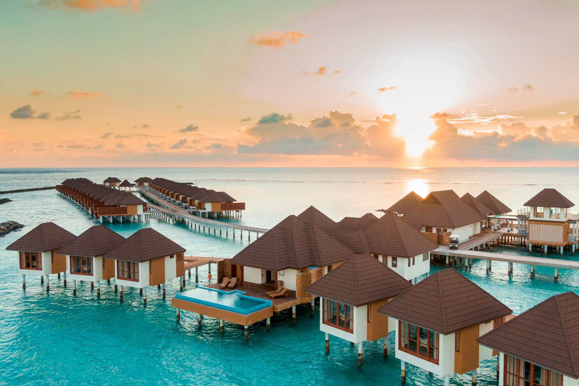 resort di lusso, uno dei motivi perché andare alle maldive è una buona idea