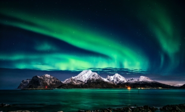 Splendidi paesaggi islandesi e l’aurora boreale